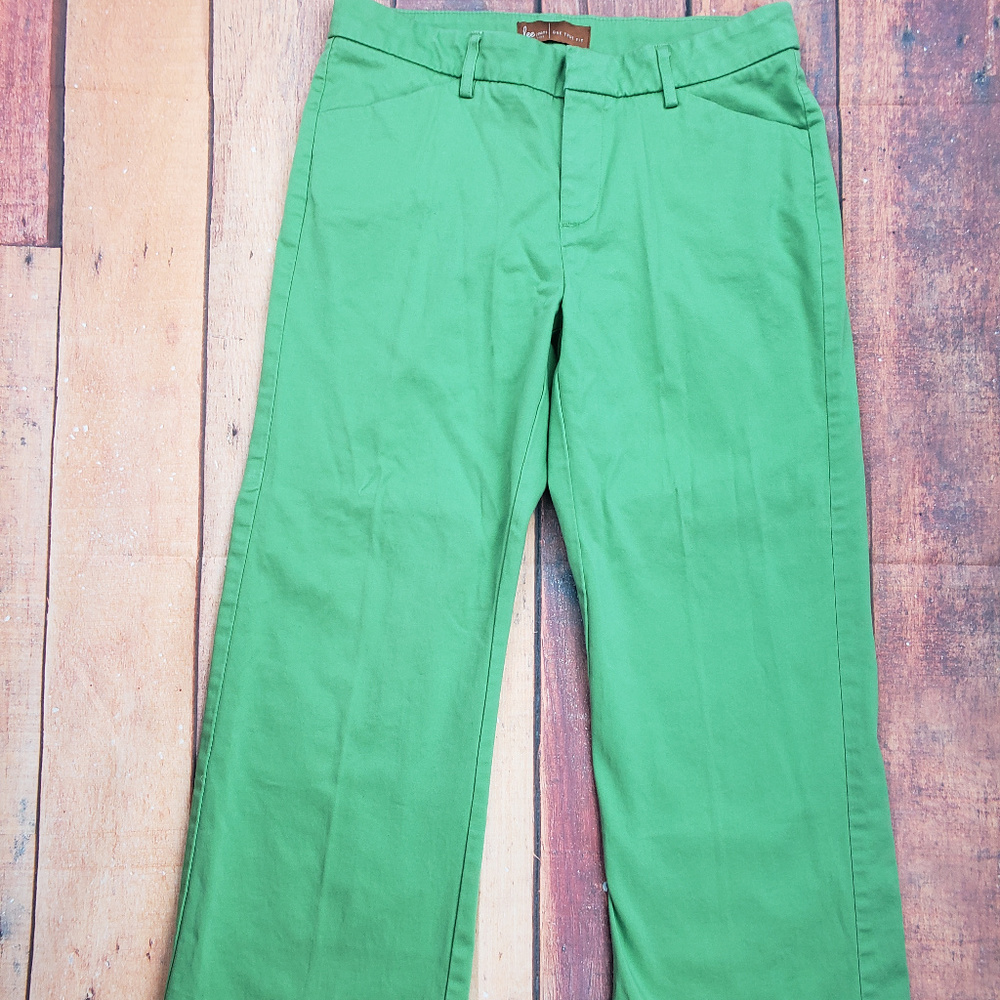 Lee Jeans Green Capri Size Medium (7/8)